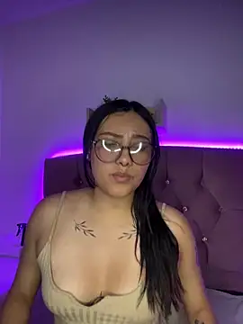 angellique 22 online show from January 11, 2025, 7:28 am