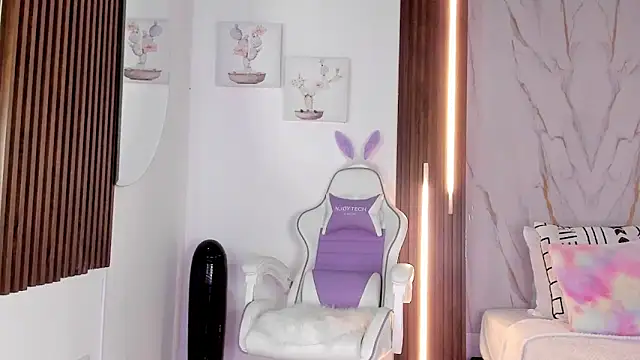 Snapshot of mia_six66 chatting on November 23, 2025, 11:54 am mia six66 online show from November 23, 2025, 11:54 am