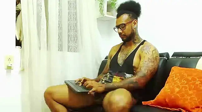 LewisStrong online show from January 23, 2025, 11:26 pm