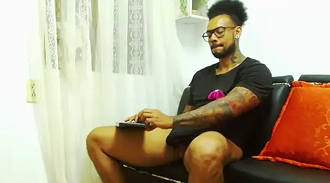 LewisStrong online show from January 24, 2025, 10:51 pm