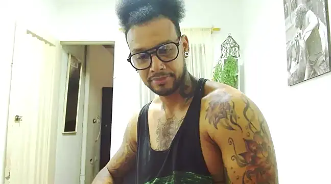 LewisStrong online show from February 5, 2025, 7:10 pm