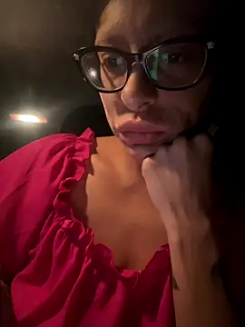 myloveforyouu online show from October 11, 2025, 11:20 am