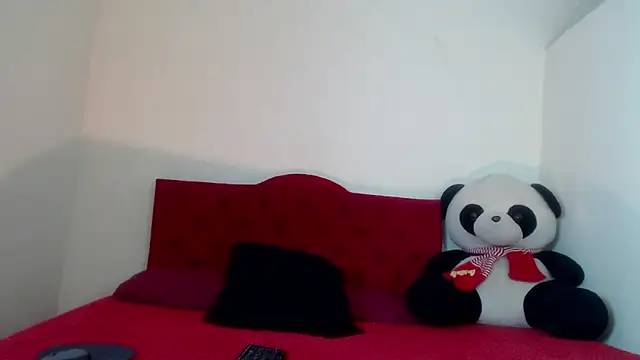 Luluu 08 online show from February 4, 2025, 1:59 pm