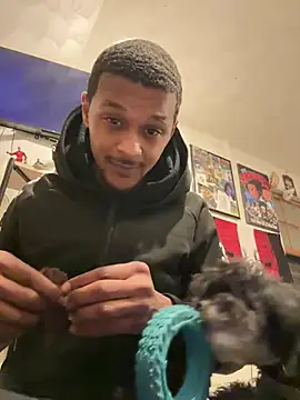 Snapshot of rayyymack chatting on March 2, 2025, 11:31 pm rayyymack online show from March 2, 2025, 11:31 pm