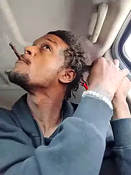 Snapshot of rayyymack chatting on September 16, 2025, 3:57 pm rayyymack online show from September 16, 2025, 3:57 pm