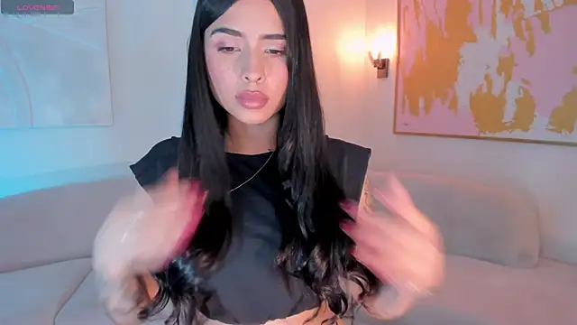 Snapshot of MariaHerrera_ chatting on June 26, 2026, 11:42 pm MariaHerrera online show from June 26, 2026, 11:42 pm