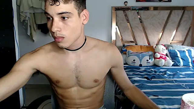 Snapshot of Babylin77 chatting on February 10, 2026, 10:14 pm Babylin77 online show from February 10, 2026, 10:14 pm