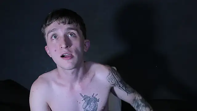 Dylanwhite23  online show from December 4, 2025, 7:22 pm