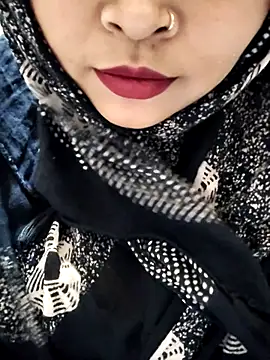 Snapshot of Indian-Nazia chatting on April 26, 2026, 6:05 pm Indian-Nazia online show from April 26, 2026, 6:05 pm