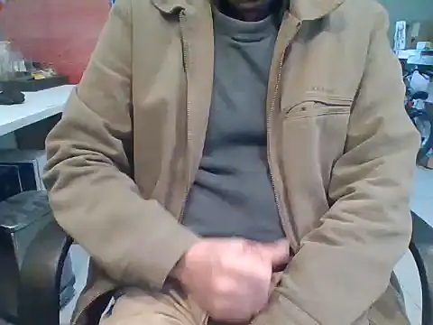 Raimundo1971 online show from May 13, 2026, 3:20 pm