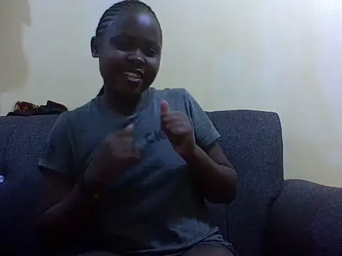 Sweetcecie01 online show from January 8, 2026, 8:22 pm