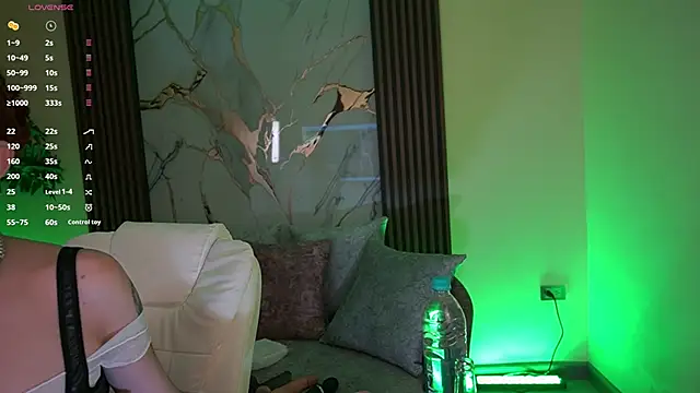 Anybuny online show from September 27, 2025, 12:43 pm