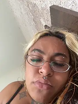 lolafairytail online show from March 18, 2026, 6:11 pm