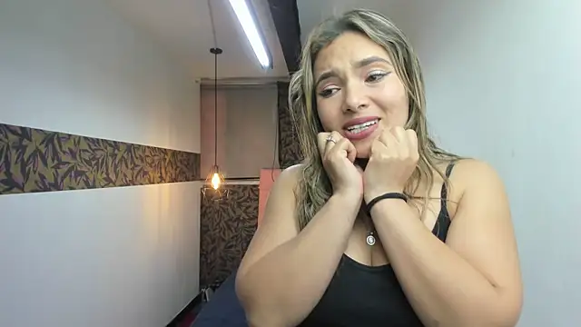 ArielleJones online show from January 30, 2025, 6:00 pm