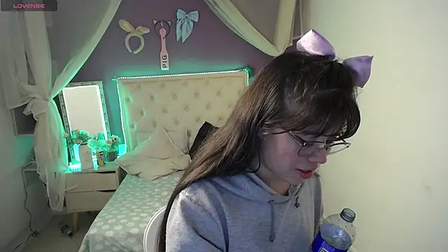 Ingrid Casas online show from January 22, 2025, 4:23 am