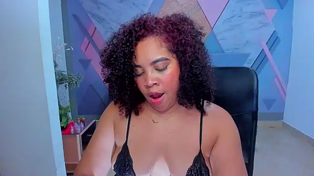 AngelaCoffee online show from January 15, 2025, 4:57 am