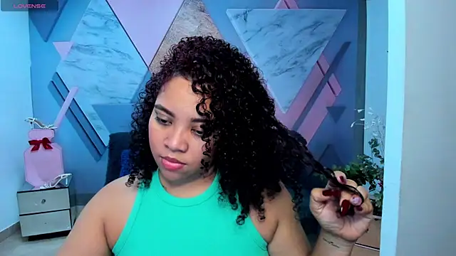 AngelaCoffee online show from February 4, 2025, 3:11 am
