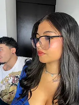 Dulce-diosa online show from October 22, 2025, 9:47 pm