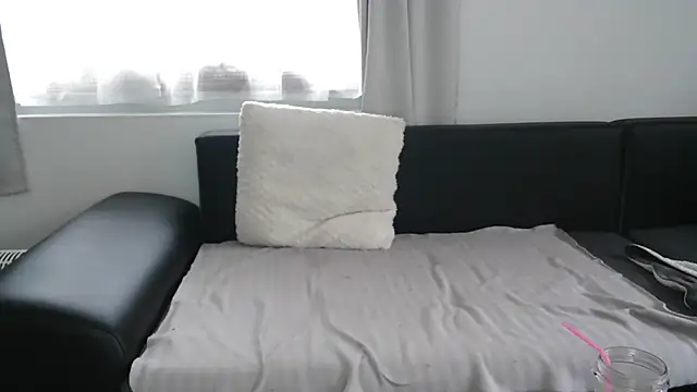 Snapshot of HotElena chatting on October 10, 2025, 12:04 pm HotElena online show from October 10, 2025, 12:04 pm