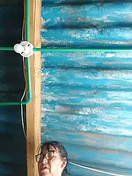 clarita 01 online show from January 6, 2026, 1:04 pm