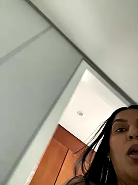 Snapshot of Indianbutter11 chatting on November 3, 2025, 5:20 am Indianbutter11 online show from November 3, 2025, 5:20 am