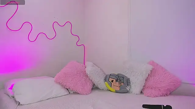 karly rioss online show from December 22, 2025, 2:08 am