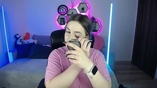 SabrinViolet online show from September 24, 2025, 8:17 am