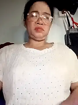 Sexy-asslove90 online show from September 28, 2025, 6:41 am