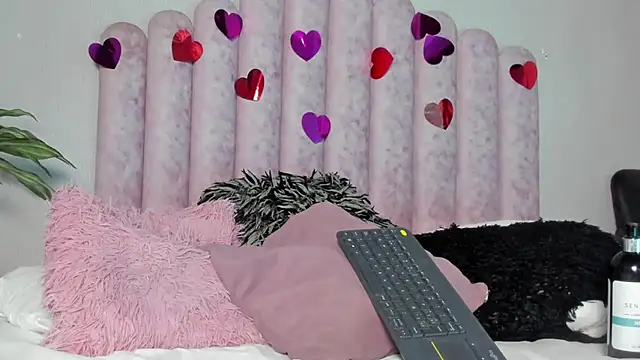 SusanBenett online show from February 28, 2025, 7:48 am