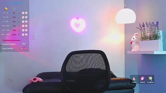 catalina  lovers online show from March 12, 2025, 4:35 pm