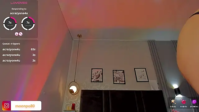 Luna  Ponce online show from February 8, 2025, 7:05 pm