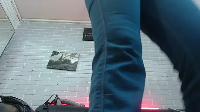 elizatexx online show from January 4, 2025, 8:48 pm