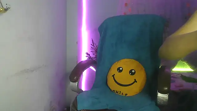 Snapshot of Queenhimanshi chatting on January 29, 2025, 12:12 am Queenhimanshi online show from January 29, 2025, 12:12 am