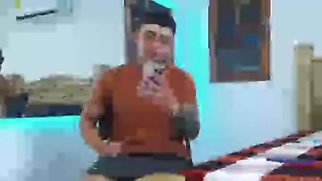 nino rousse online show from November 11, 2025, 5:51 am