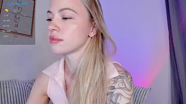 damn cutie online show from November 21, 2025, 4:38 pm