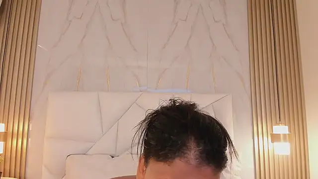 belacampbell online show from December 2, 2025, 5:57 am