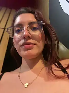 VioletPearson online show from March 11, 2025, 12:11 am