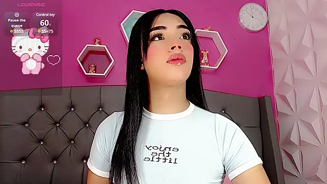 Sofi hdz online show from March 22, 2025, 10:59 pm