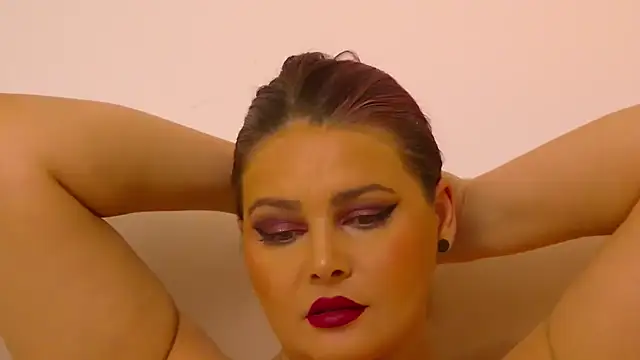 Snapshot of RissaRheys chatting on December 2, 2024, 11:51 pm RissaRheys online show from December 2, 2024, 11:51 pm