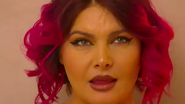 Snapshot of RissaRheys chatting on December 14, 2024, 4:45 am RissaRheys online show from December 14, 2024, 4:45 am