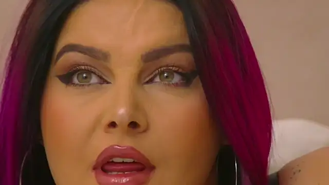 Snapshot of RissaRheys chatting on January 23, 2025, 10:44 pm RissaRheys online show from January 23, 2025, 10:44 pm