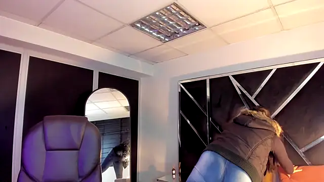 Ivanna18 x online show from October 11, 2025, 3:17 am