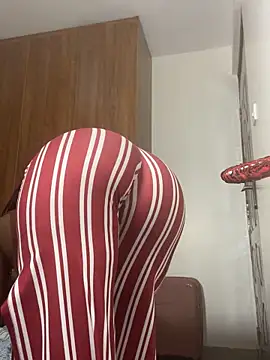 Snapshot of Rose_berry chatting on September 21, 2025, 6:20 pm Rose berry online show from September 21, 2025, 6:20 pm