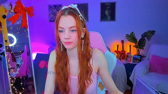 Alyssa Smitt online show from January 27, 2025, 2:20 am