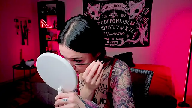 Magic Allie online show from April 17, 2026, 6:55 pm