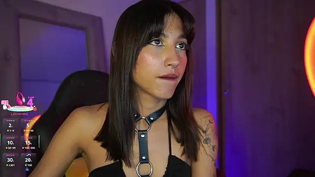 MissKorah online show from September 26, 2025, 12:25 am