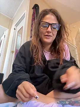 SafeinouterSpace online show from September 12, 2025, 6:08 pm