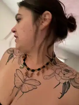 SafeinouterSpace online show from January 11, 2026, 8:58 pm