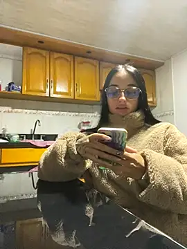 Ady 18 online show from October 28, 2025, 12:36 am