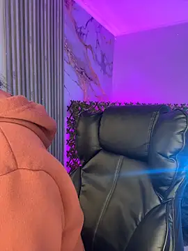 Ady 18 online show from March 21, 2026, 6:44 pm